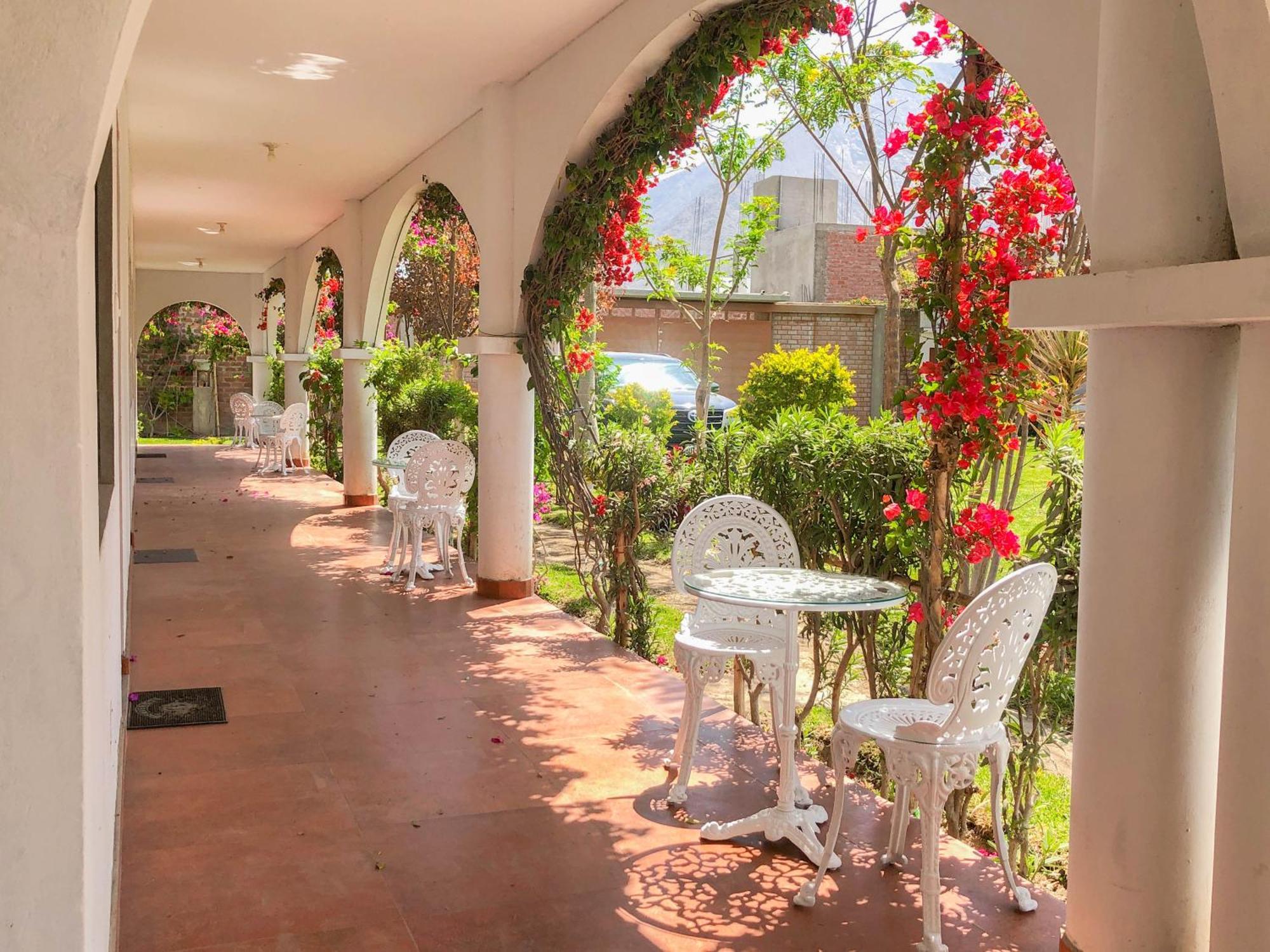 Casa Hotel Mamaluna Lunahuaná エクステリア 写真