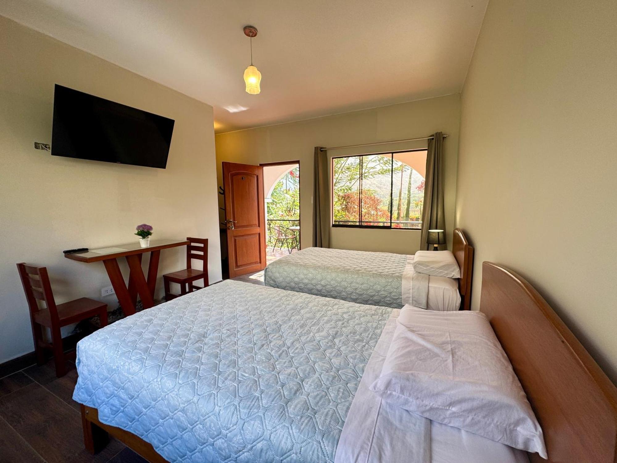 Casa Hotel Mamaluna Lunahuaná エクステリア 写真