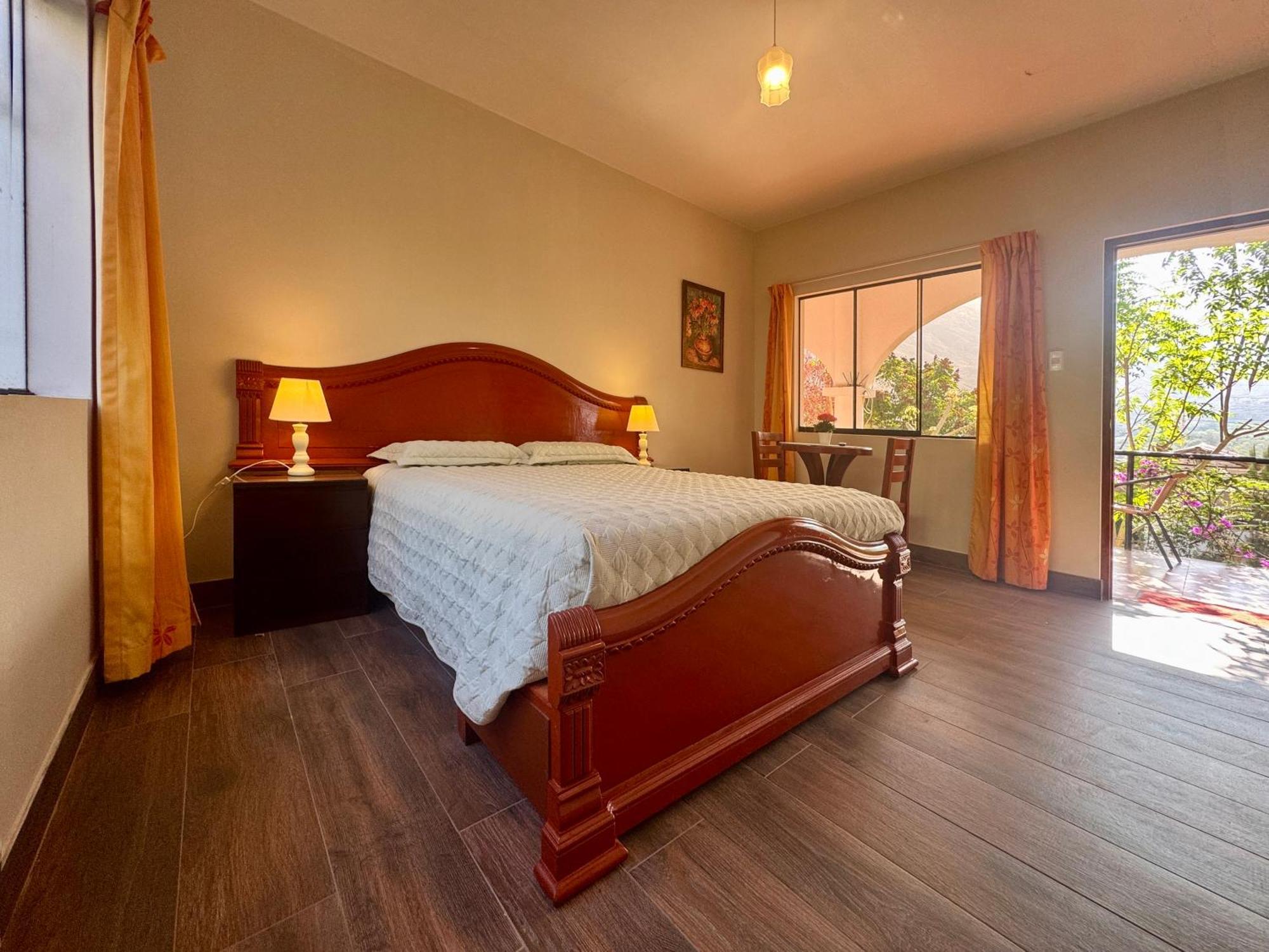Casa Hotel Mamaluna Lunahuaná エクステリア 写真